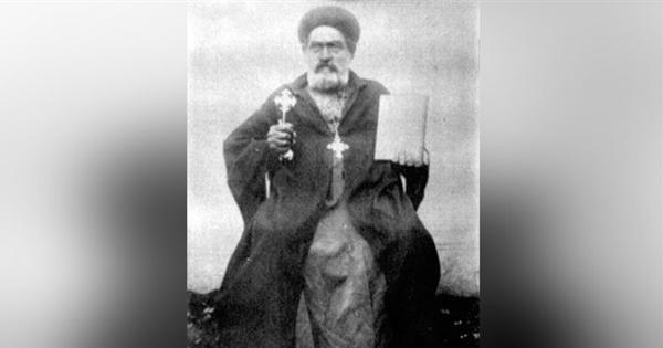 ذكرى حبيب الفقراء .. القصة الكاملة للأنبا ابرام أسقف الفيوم والجيزة