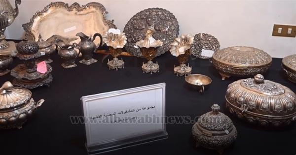 شاهد مقتنيات شقة الزمالك من التحف الأثرية - صور