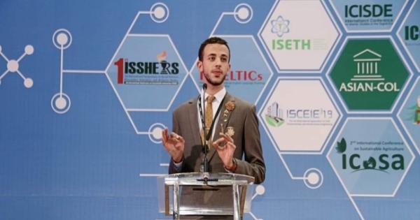 من الريف للعالمية..«صلاح» سفير التمريض على مستوى العالم: العبرة بالسعي
