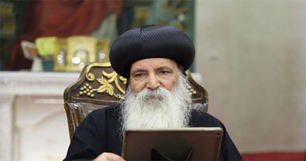 اسقف طما يرسل رسالة تعزية للانبا بولا