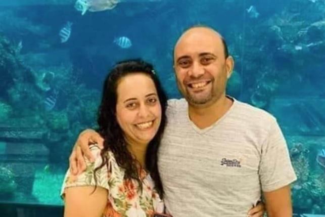 تفاصيل مصرع مايكل نادى وزوجته ونجاة أطفالهما عقب تدخل الأهالى بالمنيا - صور