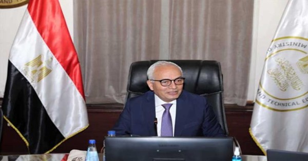 درجات القصة غير عادلة.. خبراء يعلقون على مواصفات امتحانات الثانوية العامة