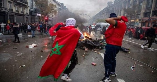 الكاتبة ألفة فرح عن قيام مغاربة باعمال تخريب ببروكسيل رغم فوز منتخبهم :حقد دفين على الدولة المُهاجر إليها.. مشاهد ستدفع نحو تغيّرات جذريّة بالديمقراطيات الأوروبيّة