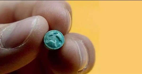 عقار الشيطان.. كل ما تريد معرفته عن حبوب الفيل الأزرق الـ DMT
