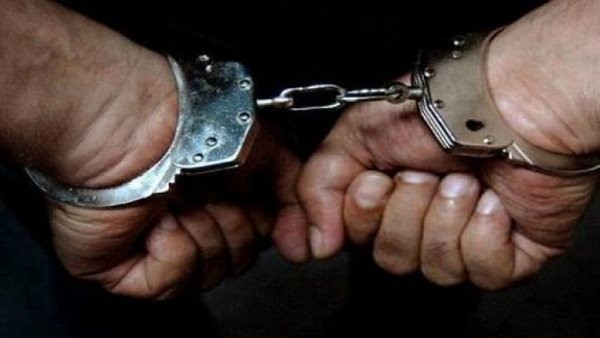 ساوم أسرتها على فدية مالية.. تفاصيل القبض على عامل اختطف طالبة في سوهاج - فيديو