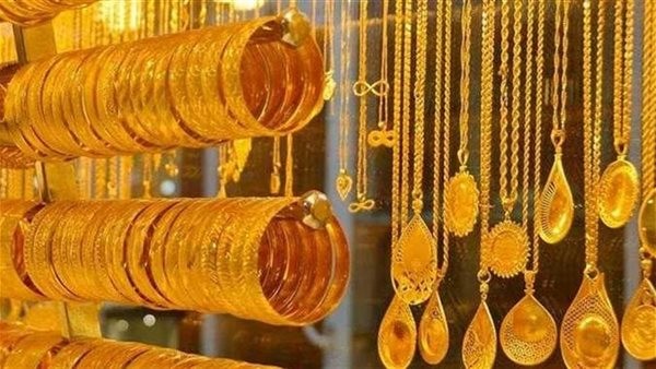 بورصة الذهب في مصر، تاجر يكشف طريقة سك الذهب وإضافة العيار البندقي (فيديو)