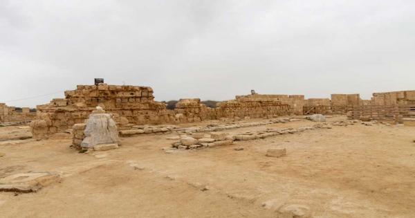 رئيس قطاع الآثار الإسلامية والقبطية: الانتهاء من تثبيت العناصر المعمارية في موقع أبو مينا الأثري