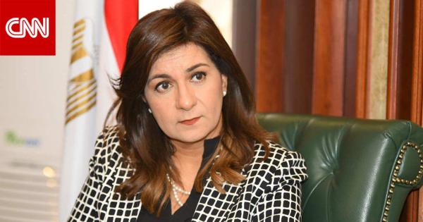 تفاعل وردود على من "يشمت" باتهام نجل الوزيرة نبيلة مكرم بقتل شخصين بأمريكا.. وعمرو أديب: ارحموا الست
