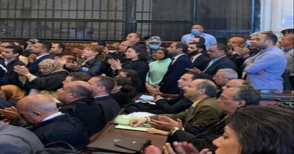 تصفيق حاد لمرافعة النيابة التاريخية وتأكيد ان قاتل القمص ارسانيوس متطرفا وقواه العقلية سليمة