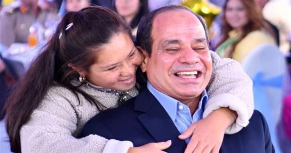 لقطات من تكريم الرئيس السيسي لأبناء الشهداء اليوم - صور