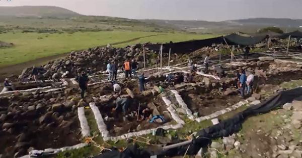 فيديو .. اسرائيل : اكتشاف بقايا مزرعة شمال البلاد عمرها 2100 عام