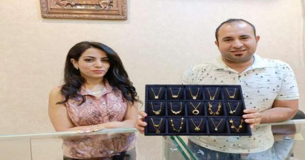 شبكة بـ6 آلاف جنيه.. الذهب عند «كيرلس وميرنا» أونلاين والتوصيل «ديلفيري»