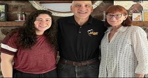 بعد معاناته من ألم بالإصبع .. أطباء يخبرون عجوزًا بانتظار الموت خلال 4 أيام