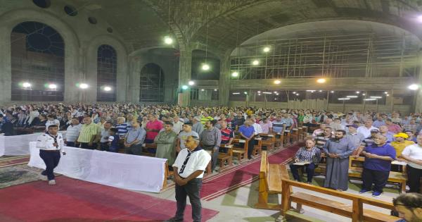 بالصور.. عشرات الآلاف يحتفلون بالليلة الختامية لمولد “مارجرجس” في كفرالدوار بالبحيرة