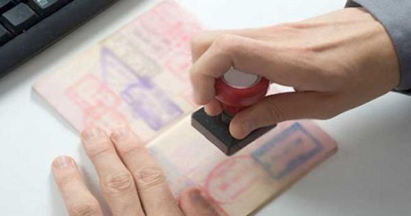 الكويت تعلن إيقاف تأشيرات الزيارات العائلية والسياحية