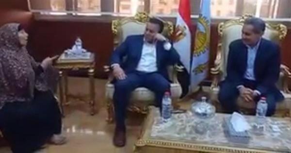 مفاجأة مدوية في واقعة سيدة استوقفت وزير الصحة بالغربية وطالبته بشقة