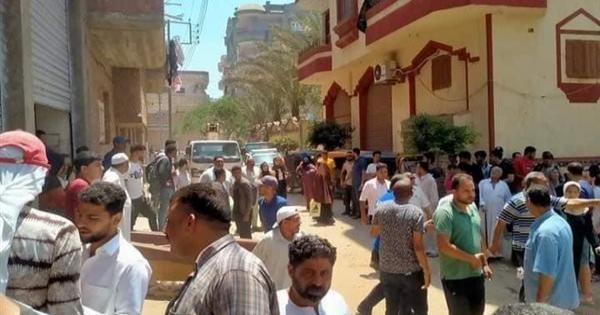 تفاصيل انهيار سقف عقار على طلاب بالثانوية العامة في كفر الشيخ │ صور