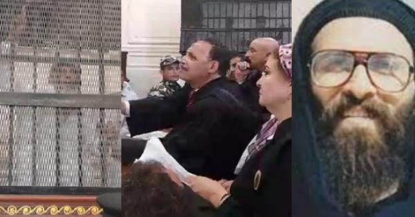 "إنت علي حق يانهرو.. وماتخفش".. أشرف حلمى : الصياح الهستيري لمحامي قاتل القمص أرسانيوس بالمحكمة دعوة صريحة للإرهاب ويجب محاكمته
