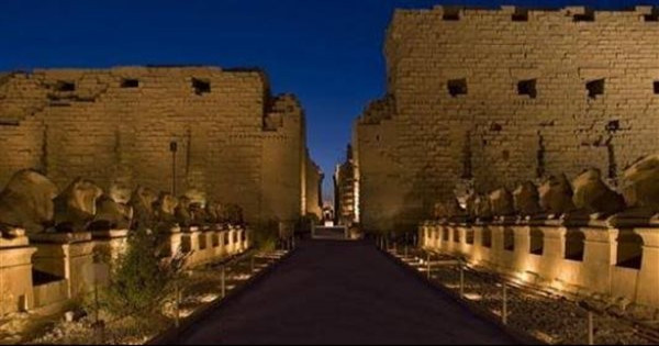 تقرير دولي: هرم زوسر ومعبد الكرنك من أعظم المعالم المرممة في العالم