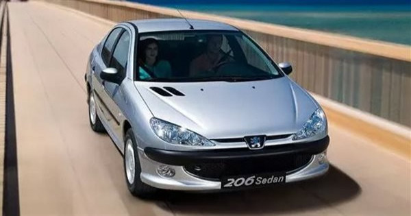 بـ 50 ألف جنيه هتركب فرنساوى.. تعرف على بيجو 206 موديل 2006