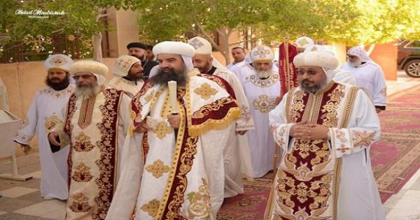 بالصور.. احتفال إيبارشية أبنوب والفتح وأسيوط الجديدة بتجليس نيافة الأنبا بيسنتي على كرسي إيبارشية أبنوب