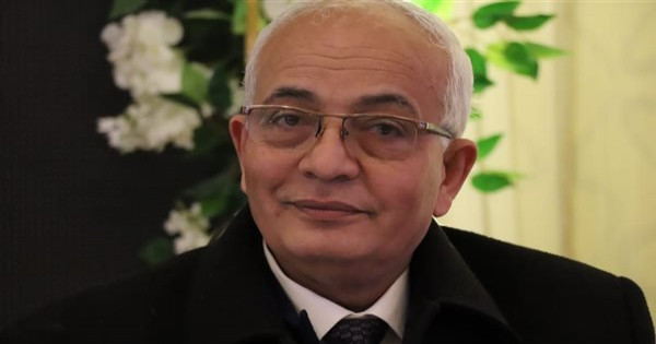 أحمد موسى لـ رضا حجازي وزير التعليم: النهارده بيهنوك من بكرة هيهاجموك.. خلي بالك دا فخ