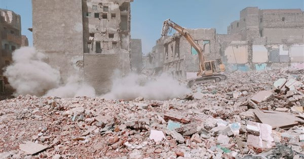 محافظة القاهرة: هدم 200 عقار بمنطقة الجيارة لاستكمال تطوير سور مجرى العيون