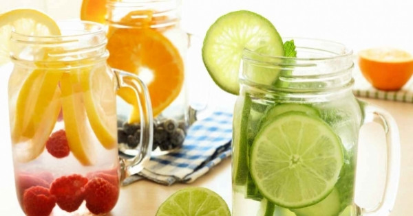 إضافة هذه المكونات لماء الشرب يوميا تساعدك على إنقاص وزنك