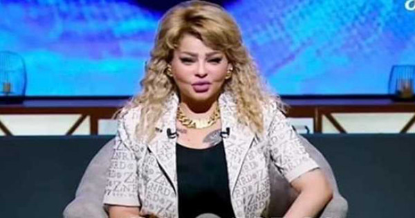 رغم وقف برنامجها بقناة الشمس.. هجوم على إيمي تاتو.. والأخيرة: حب الناس مش بالشهادات