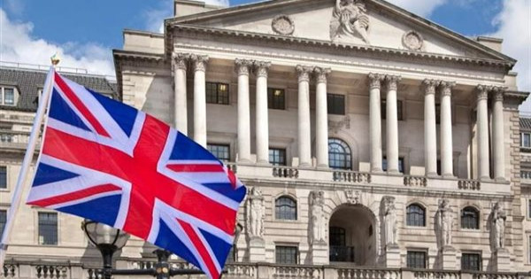 بنك إنجلترا يرفع أسعار الفائدة نصف نقطة مئوية في بريطانيا