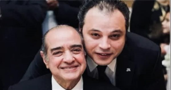 تامر عبد المنعم يرد على مروجي شائعة وفاة فريد الديب