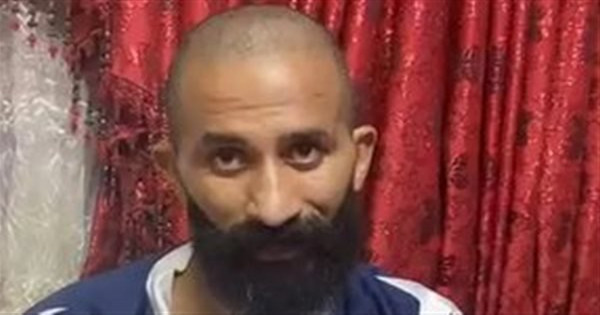 سائق جرار يدهس أسرة بطريق مرسي مطروح.. والناجي الوحيد: الطفل اللي كان سايقه قتل مراتي وأولادي|فيديو