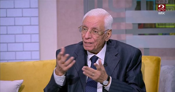 كيف يتم اكتشاف الذبحة الصدرية؟.. حسام موافي يجيب