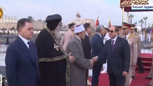 السيسي يضع إكليلين من الزهور على قبري عبد الناصر والسادات في ذكرى انتصارات أكتوبر