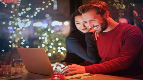 كيفية اختيار كازينو عبر الانترنت آمن وموثوق للاعبين العرب