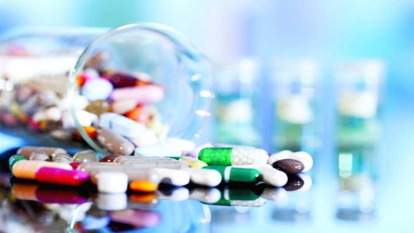 هيئة الدواء المصرية تحذّر من تناول المضادات الحيوية مع منتجات الألبان