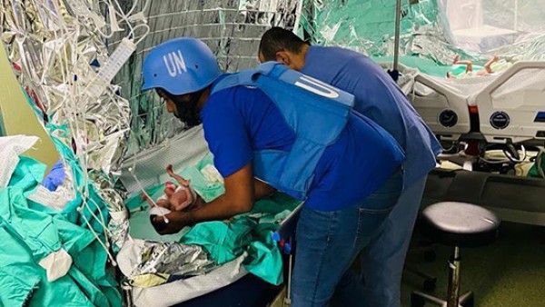 أخيرا.. الأطفال الخدج الناجون من مستشفى الشفاء في حماية الأمم المتحدة نحو ملاذ آمن