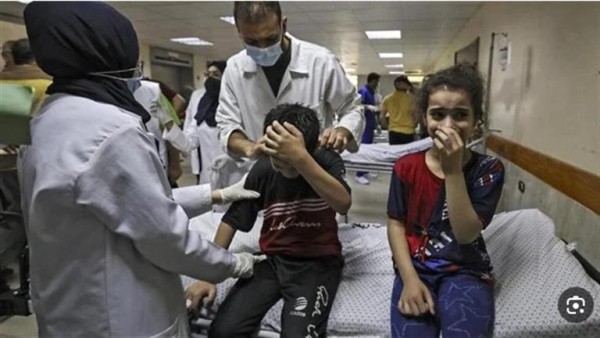 طبيب روسي خرج من غزة: لا تمسك الهاتف بيدك.. سيطلقون النار