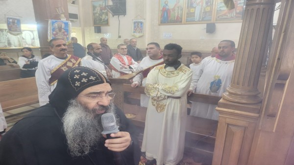 كنيسة العذراء والآباء السواح بالحرمين بالمندرة تحتفل بعيد القديس اغريغوريوس العجائبي