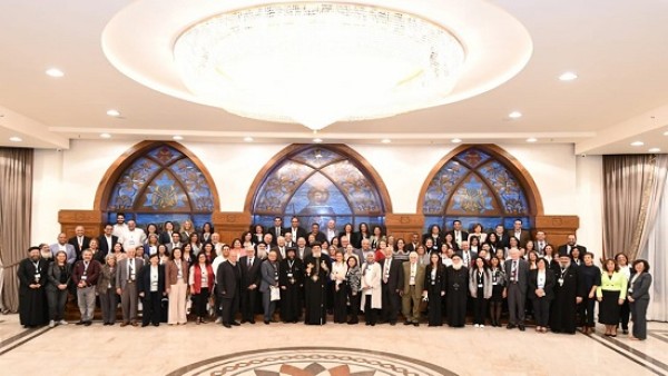 البابا تواضروس يستقبل الأنبا يوليوس الأسقف العام لمصر القديمة و ممثلو الهيئات الشريكة لأسقفية