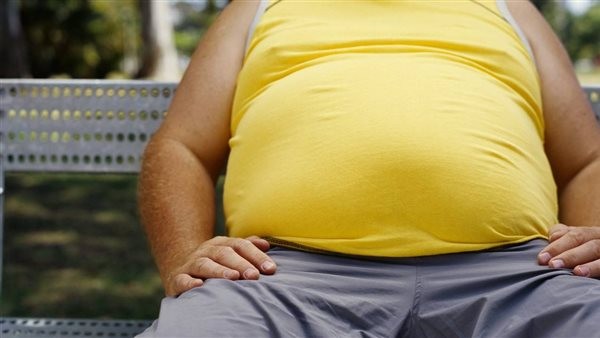 ما سبب تعرض بعض الأشخاص لزيادة الوزن على عكس غيرهم؟.. دراسة توضح
