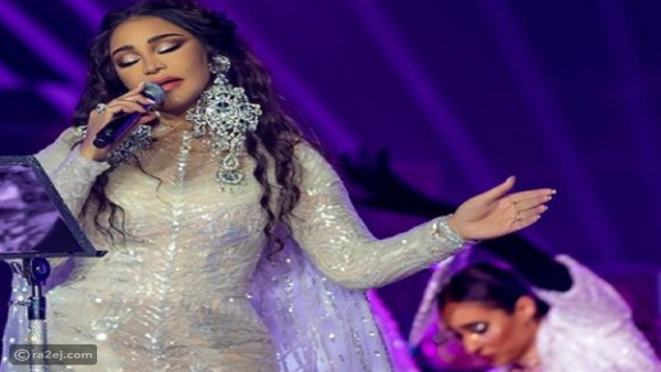 فيديو.. "حلق"  أحلام في حفلها الماسي بالرياض يثير الجدل - تفاصيل