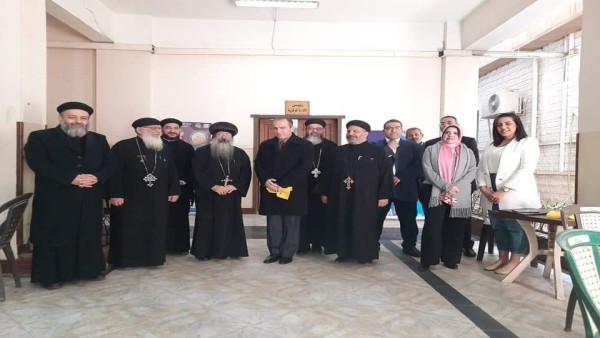 الأنبا مارتيروس يزور الجهاز المركزي للتعبئة العامة والإحصاء