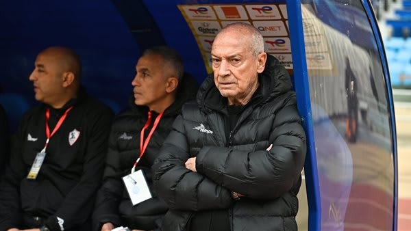 مرتضى منصور يستقر على الإطاحة بالجهاز الفني لفريق الكرة بالكامل