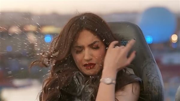 ياسمين عز تقع ضحية برنامج رامز جلال في رمضان.. ومغردو تويتر يعبرون عن فرحتهم