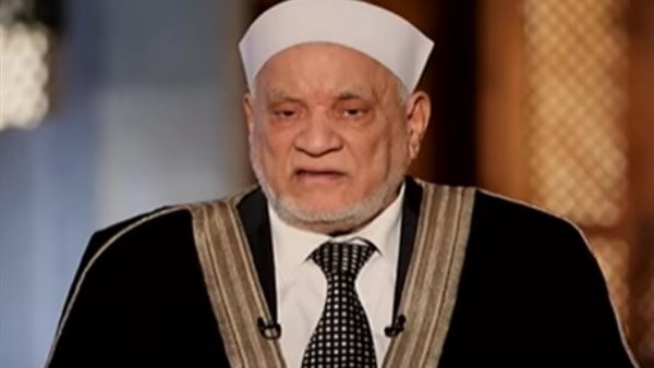 هبوط إضطرارى لطائرة في مالطا لإنقاذ أحمد عمر هاشم بعد تعرضة لوعكة صحية وإرسالة طائرة خاصة لإعادته لمصر