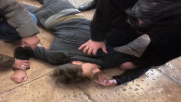 القدس: القبض على مستوطن حاول الاعتداء على قبر السيدة العذراء في كنيسة الجثمانية - فيديو