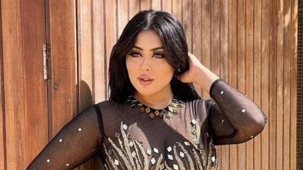 سلمى الشيمي تعترف : سكان كمبوند راقي طردوني علشان لبسي خليع.. وبتجيلي فلوس كتير من بره مصر