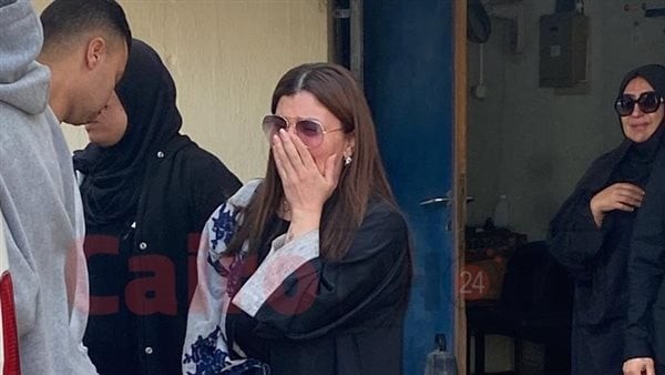 خروج جثمان شيرين الطحان من المستشفى لأداء صلاة الجنازة بالتجمع الخامس