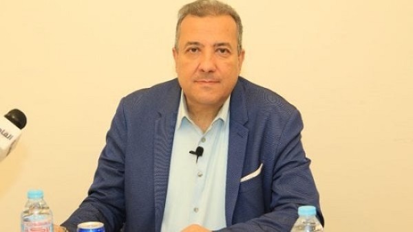 بعد وصفه الحجامة بالجهل والخرافة .. د.هشام الخياط يتلقى تهديدات بالقتل من قبل المتشددين